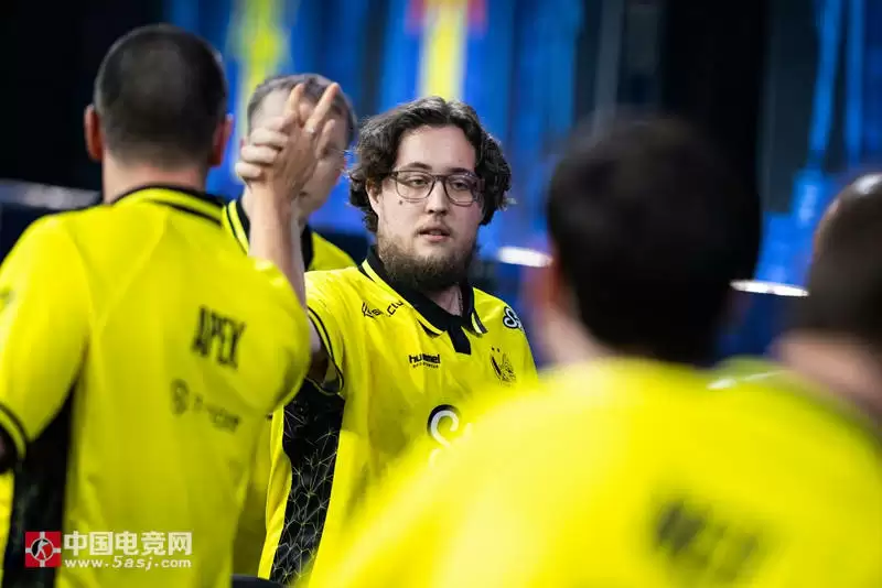 ZywOo专访:s1mple回归很酷,期待与他再度交锋 ZywOo专访:s1mple回归很酷,期待与他再度交锋