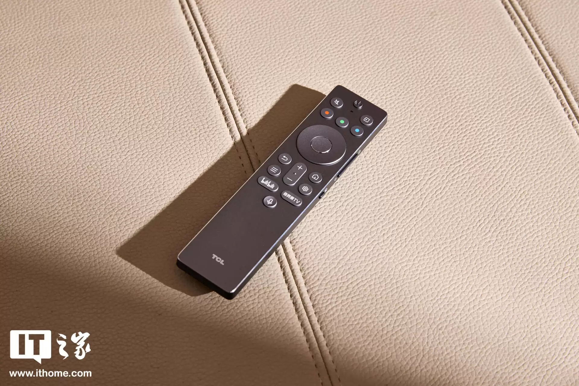 【IT之家图赏】TCL X11L 98 吋 SQD-Mini LED 电视图赏:顶配机皇,100% BT2020 色域、上万尼特亮度