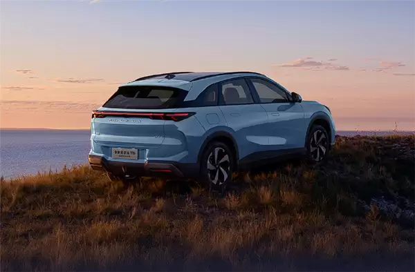 限时优惠价10.98万起 极狐全新阿尔法T5上市:用料很下本!