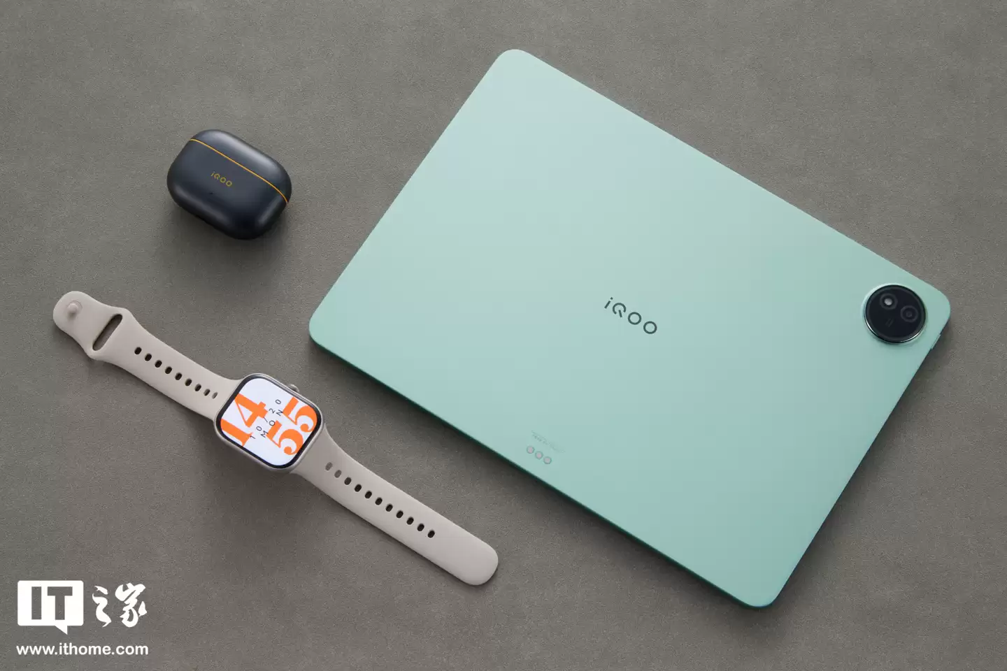 【IT之家图赏】热血能量生态焕新登场：iQOO Pad5e / WATCH GT 2 / TWS 5 全家桶实拍