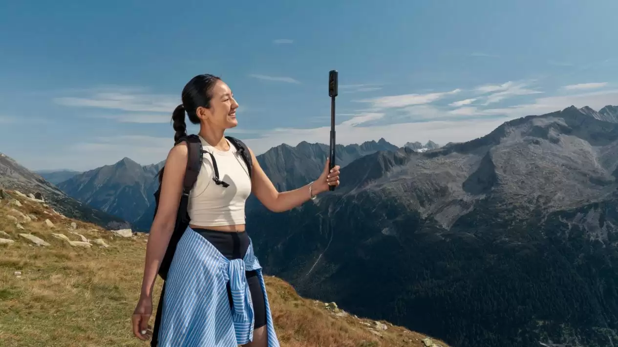 影石 Insta360 X4 Air 上市:2399 元,8K 全景 + 165g 机身