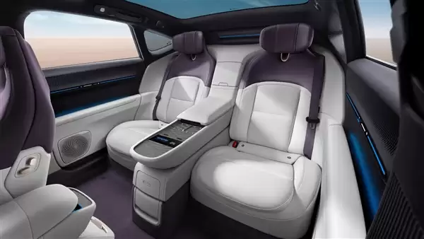 最原创的中国豪华轿车 阿维塔12四激光版上市:限时25.99万起