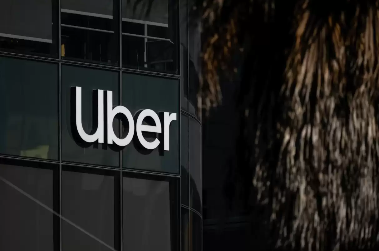 出行平台拟拨1亿美元参与两家中国自动驾驶企业港股上市