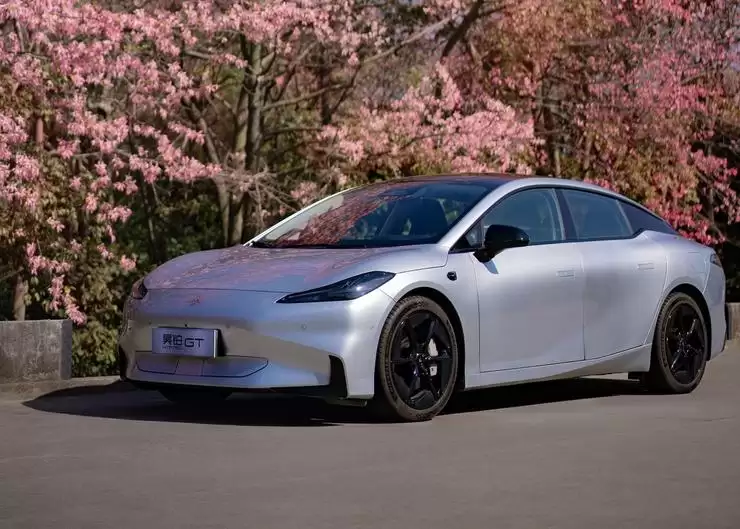 广汽昊铂GT全新Lite版15万起轻享上市