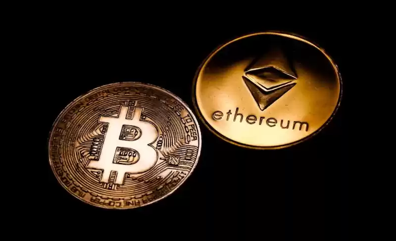 云锋金融宣布除eth之外还计划将btc、sol等纳入公司战略储备资产 - php中文网