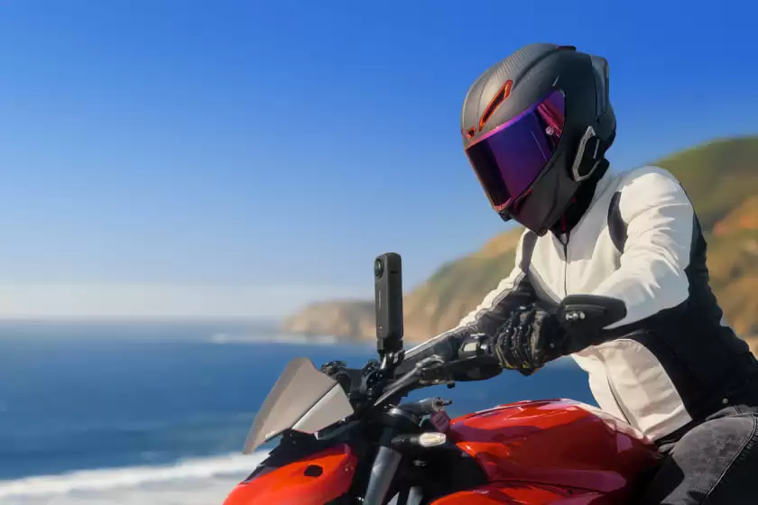 MOTORCYCLING.webp