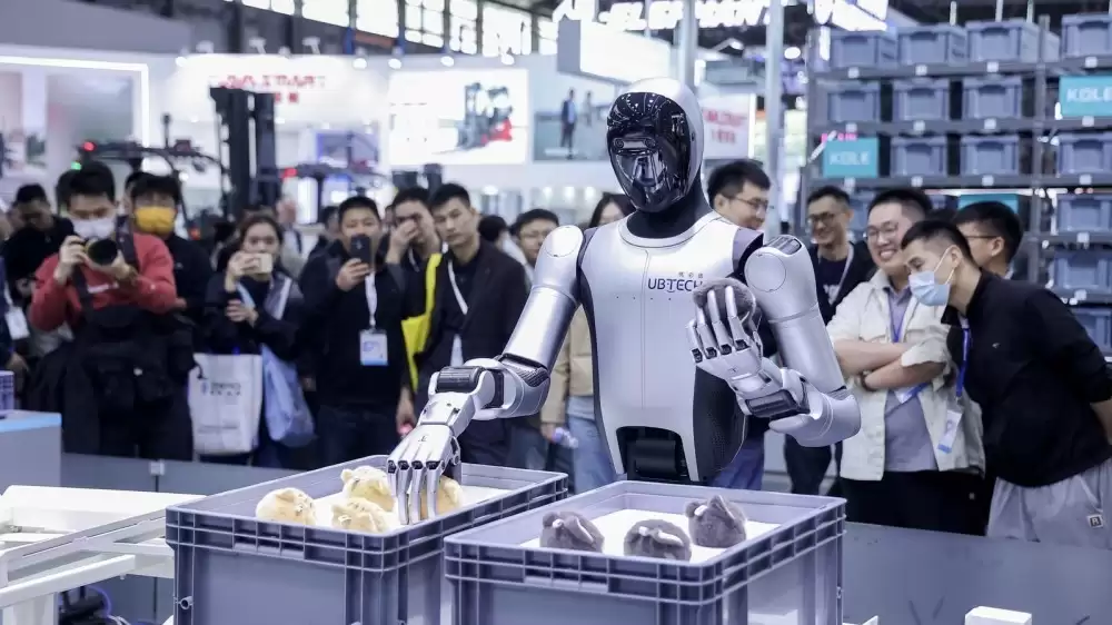 从“多机智能”迈向“全栈效能”，UQI优奇全栈式无人物流方案再进化