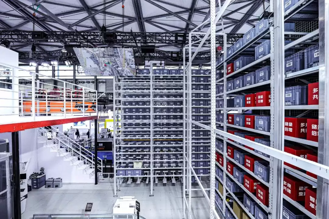 京东物流发布三款智能机器人 助力双11高效仓储