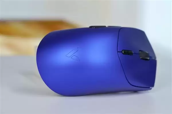 质感金属漆涂装！雷柏VT7二代系列鼠标图赏