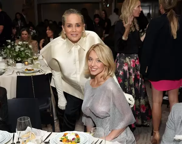 《猎魔猎人》第四季今日开播