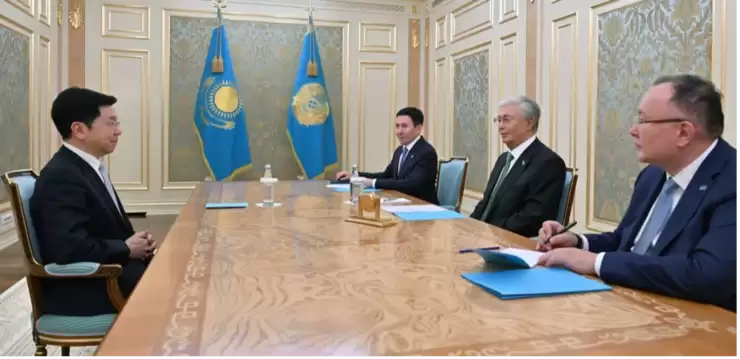 AI六小龙近况：零一万物迎来三位新高管，李开复提出“一把手工程 + ”