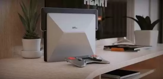 俄罗斯自研双形态游戏主机获设计大奖