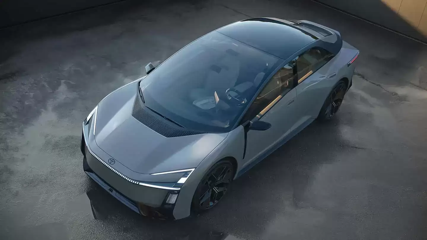 史上最畅销汽车焕新：丰田全新一代卡罗拉概念车首秀，油、电、混都有