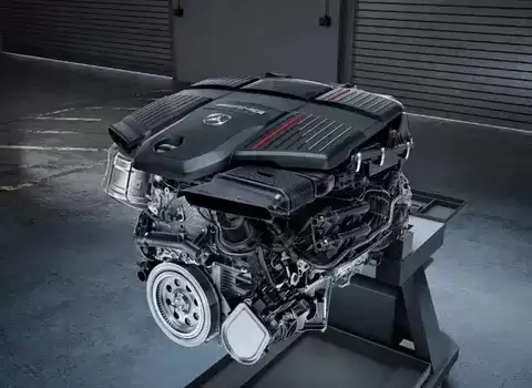 梅赛德斯-AMG推新轿跑CLE 53，配8295芯片/4.2秒破百