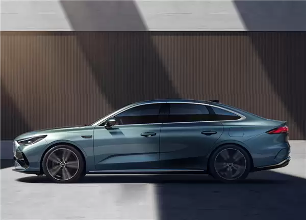 油耗2L级全球最低！吉利银河星舰6上市：限时6.88万起