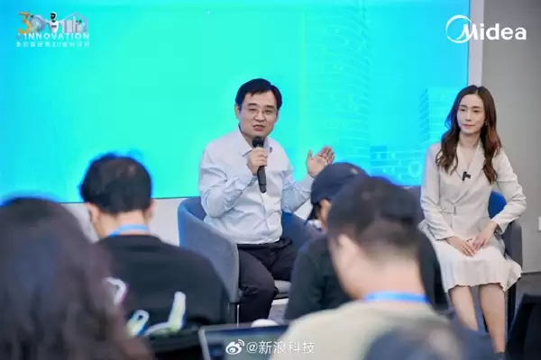 美的回应“人车家融合”是否效仿对标小米：空洞的‘人车家’生态没价值 不太愿讲生态这个词