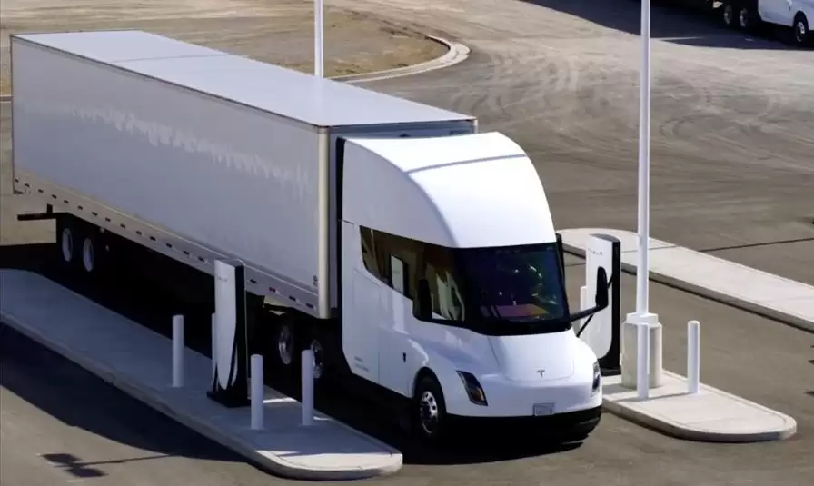 特斯拉Semi专属工厂即将竣工,2026年量产在即