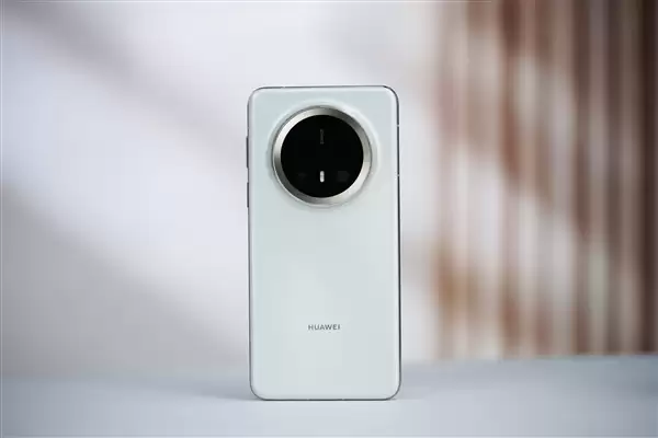 下月发布 共四款！华为年度旗舰Mate 80全系配色、存储规格揭晓