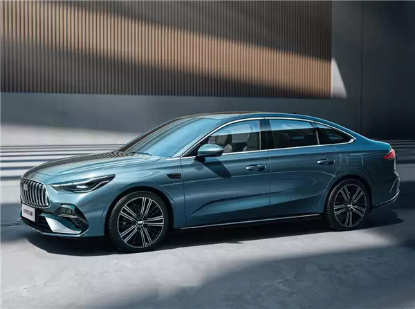 油耗2L级全球最低！吉利银河星舰6上市：限时6.88万起