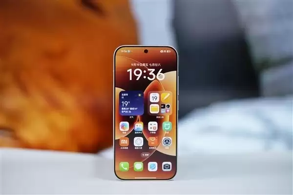 2025年前三季度我国电子信息制造业稳健增长 出口与效益双提升