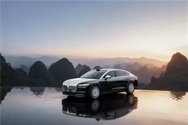 和华为合作后交车9连涨！岚图汽车10月交车17218辆创新高