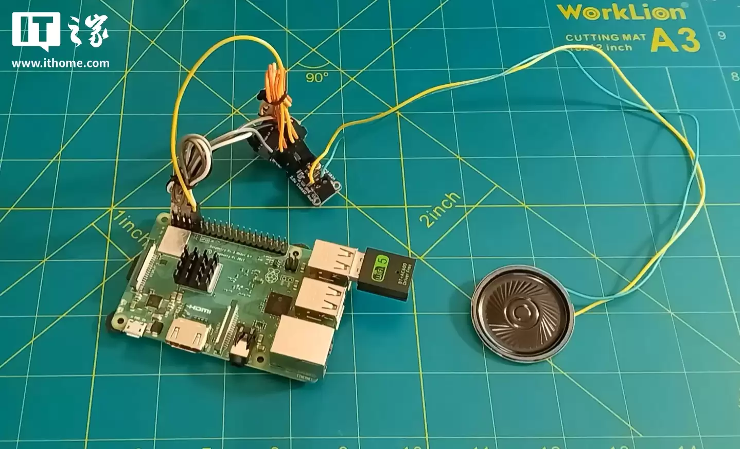 开发者尝试用树莓派还原拨号上网“猫叫”,但结果并不理想