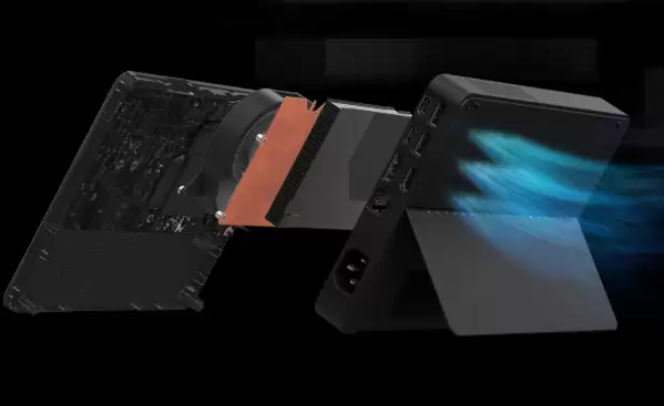 ROG新款XG+Mobile显卡扩展坞首发7999元起：配RTX 5070 Ti / 5090移动版