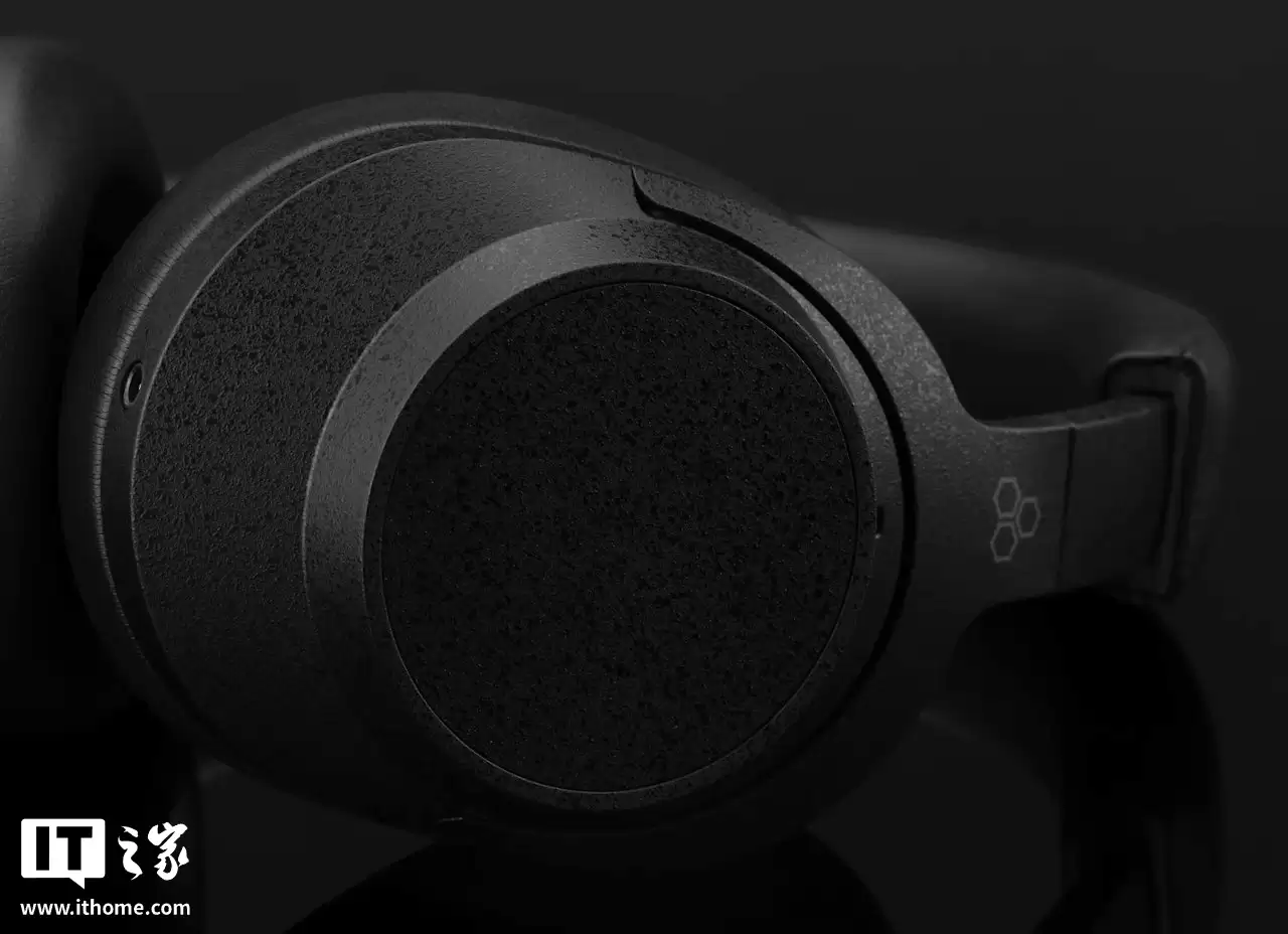 Final 推出 UX5000 头戴式无线耳机：支持 LDAC 无损编码、主动降噪，内置高通 QCC3095 方案