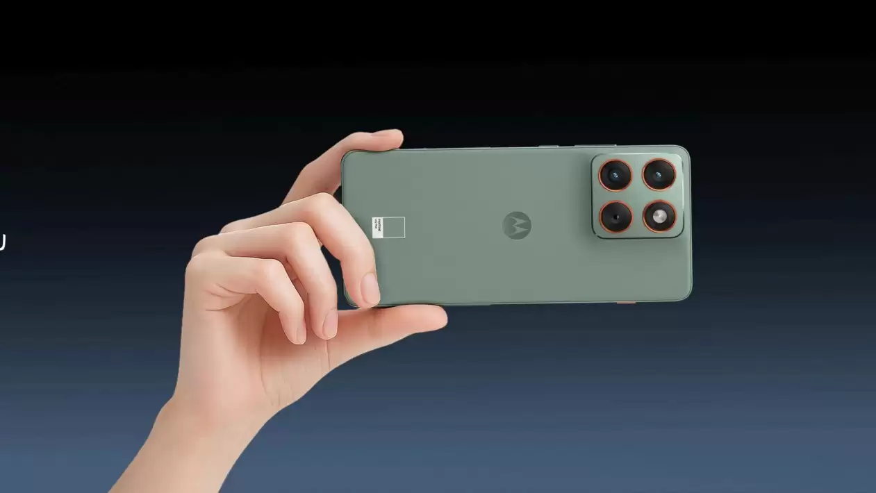 联想moto X70 Air AI手机正式发布：有AI的Air，无感轻薄不妥协