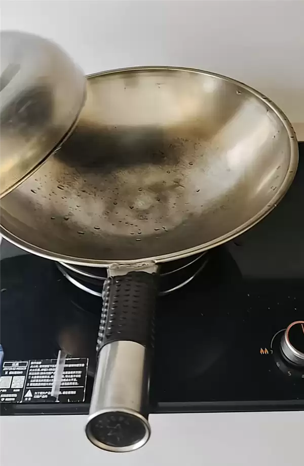 不锈钢锅用30年仍不粘 大批网友求购！厂家：将复产 预售60元