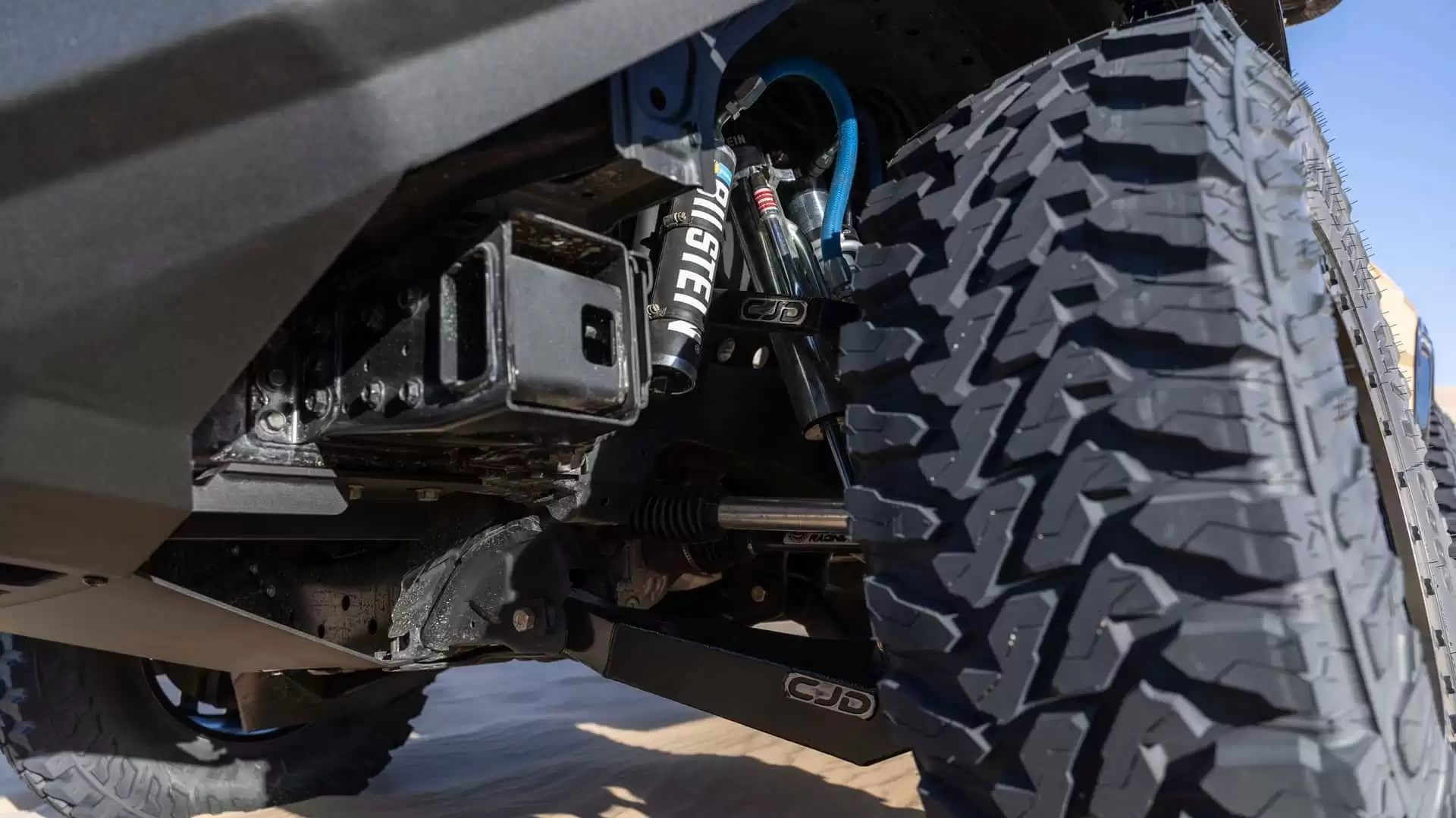 官方爆改“沙漠猛兽”，日产途乐北美版 Armada Dune Patrol 概念车亮相