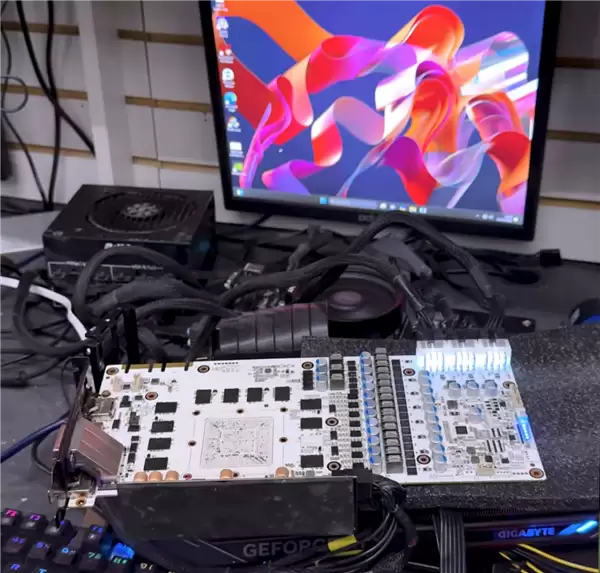 杂交显卡新玩法：GTX 1080 Ti修好了RTX 5070 Ti