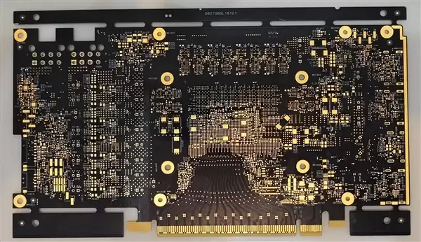Intel发烧级二代锐炫显卡被砍:40核心、512MB堆叠缓存