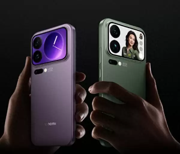 小米17 Pro正式版内测++苹果机皇跌至白菜价改写爱疯史！