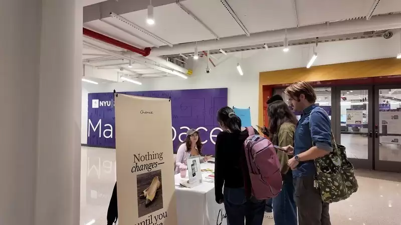 从设计师到CEO:曾熙博士在诺丁汉大学分享“AI时代的创造力与领导力”