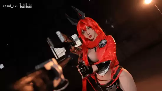 Yasal发布小红帽COS视频庆祝胜利女神上线半周年