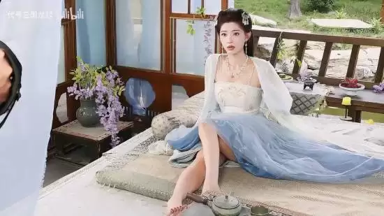 虚拟5打造代号三国：龙起发布新预告，钟晨曦饰演蔡昭姬引期待