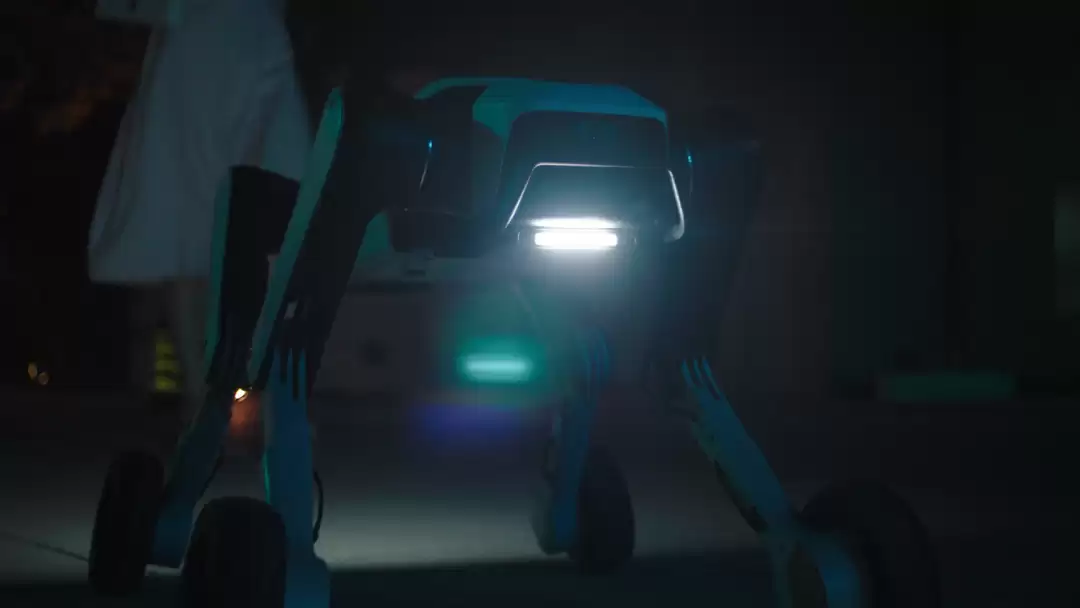 7499 元全球首款家庭智能机器人:越疆 Rover X1 机器狗发布,能搬东西能跟拍