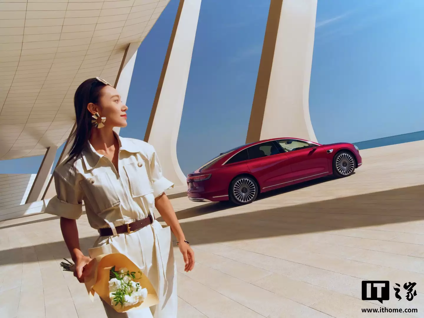 鸿蒙智行新款享界S9“全景智慧旗舰轿车”官宣即将开启预订，本月上市