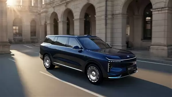 今晚预售!上汽智己旗舰LS9内饰官图发布:依旧新势力三件套