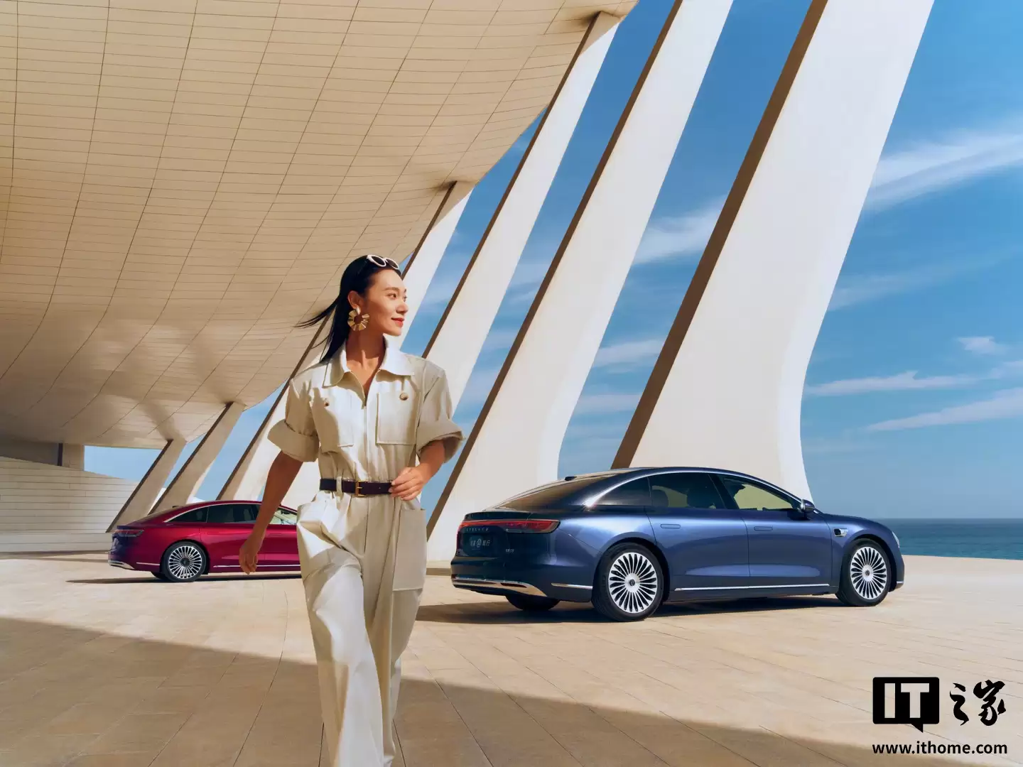 鸿蒙智行新款享界S9“全景智慧旗舰轿车”官宣即将开启预订，本月上市