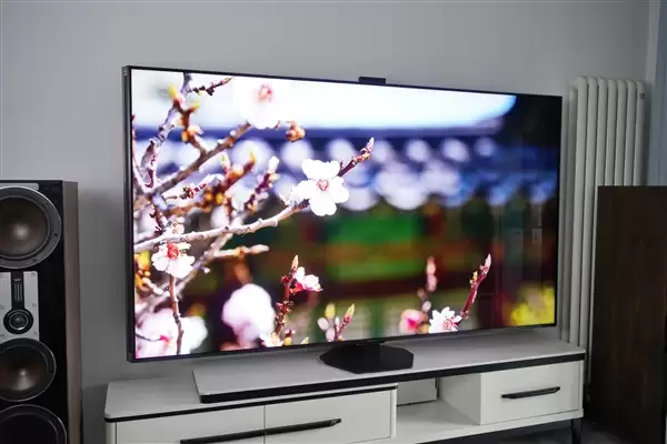 全球电视出货量首度跌破5000万台！海信重返世界第二