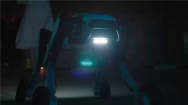 全球首款家庭智能机器人！越疆Rover X1发布：7499元 支持安防、情感陪伴