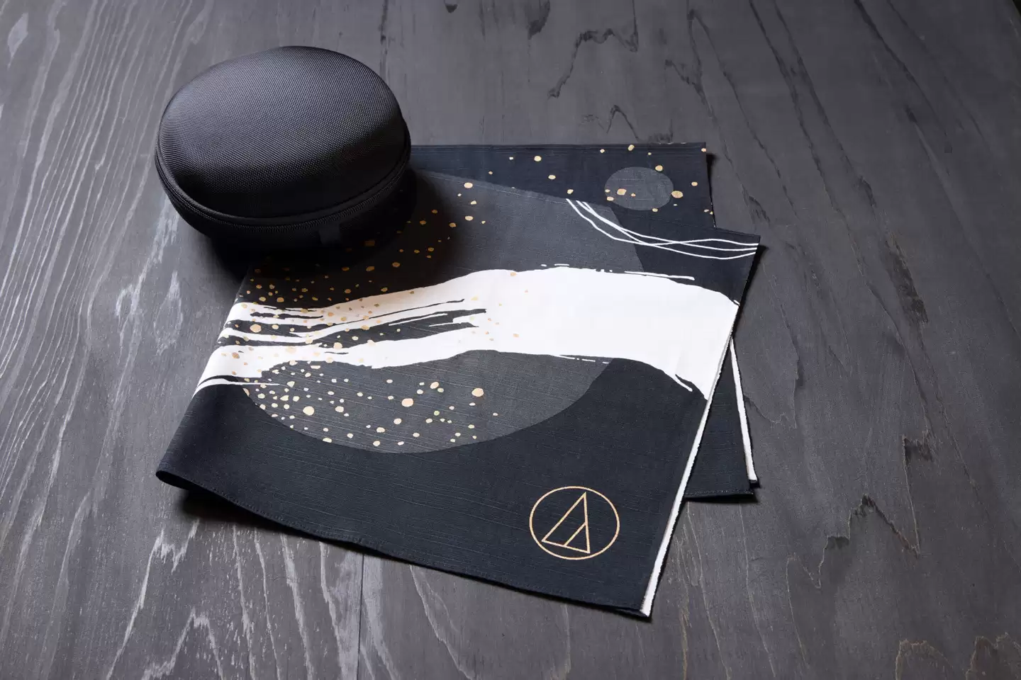 仅售 5000 件，铁三角推出 ATH-M50x 十周年 ENSO 限定款专业监听耳机