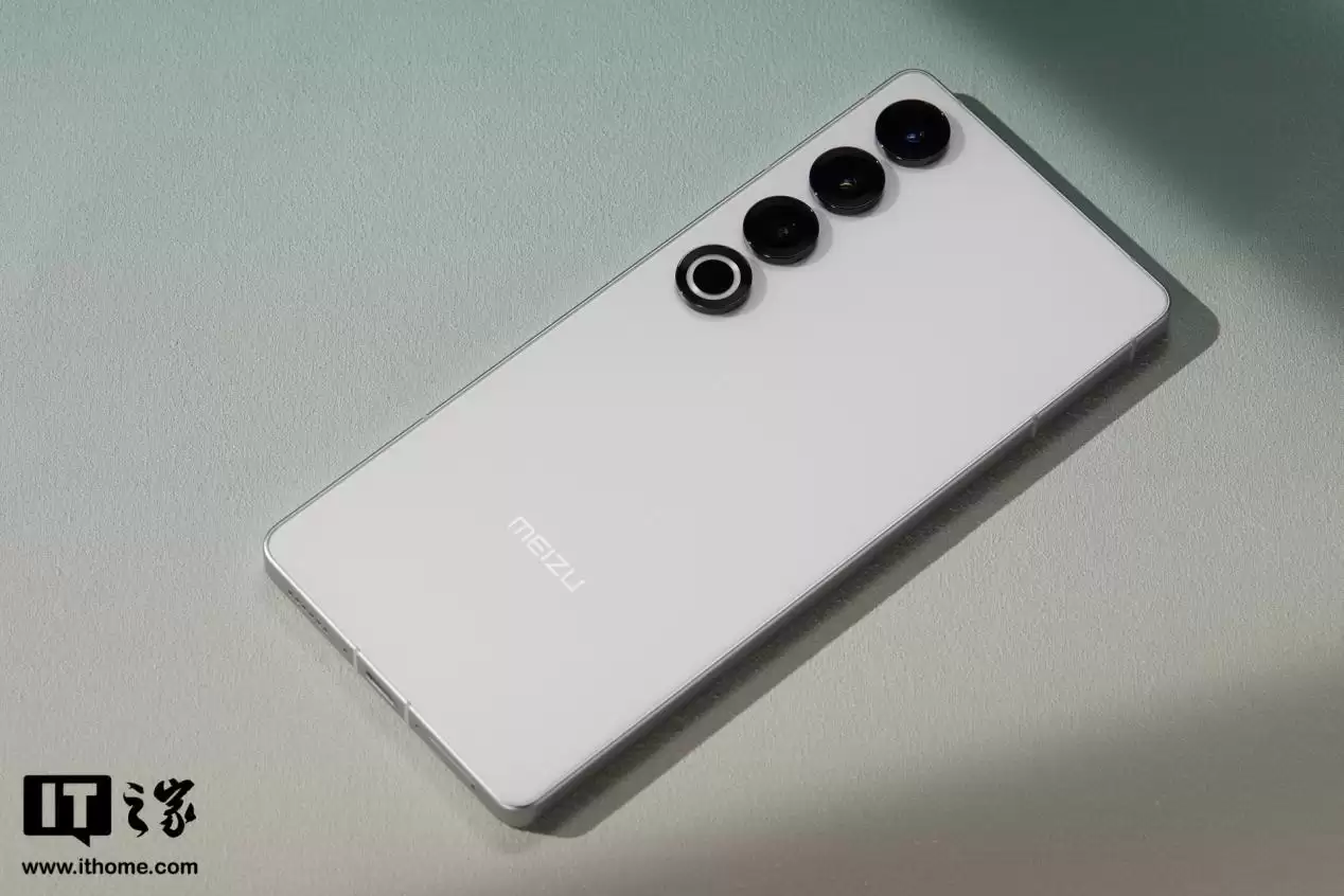 魅族 21 手机推送 Flyme 12.4.0.0A 稳定版更新：新增自由小窗、Aicy 支持文本解释等