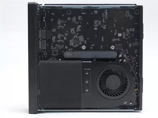 铭凡推旗下首款Arm迷你主机MS-R1:基于国产此芯P1!配备PCIe x16插槽