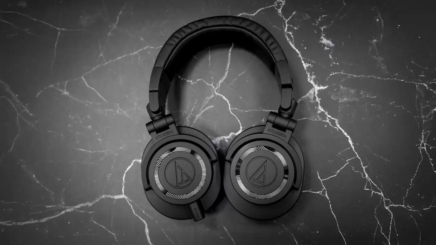 铁三角发布ATH-M50x十周年限量款ENSO