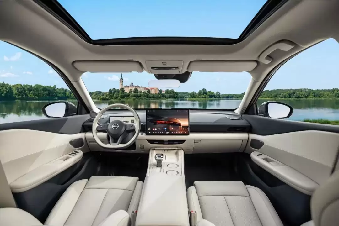 全球首个鸿蒙座舱燃油车:东风日产新款天籁设计手稿公布