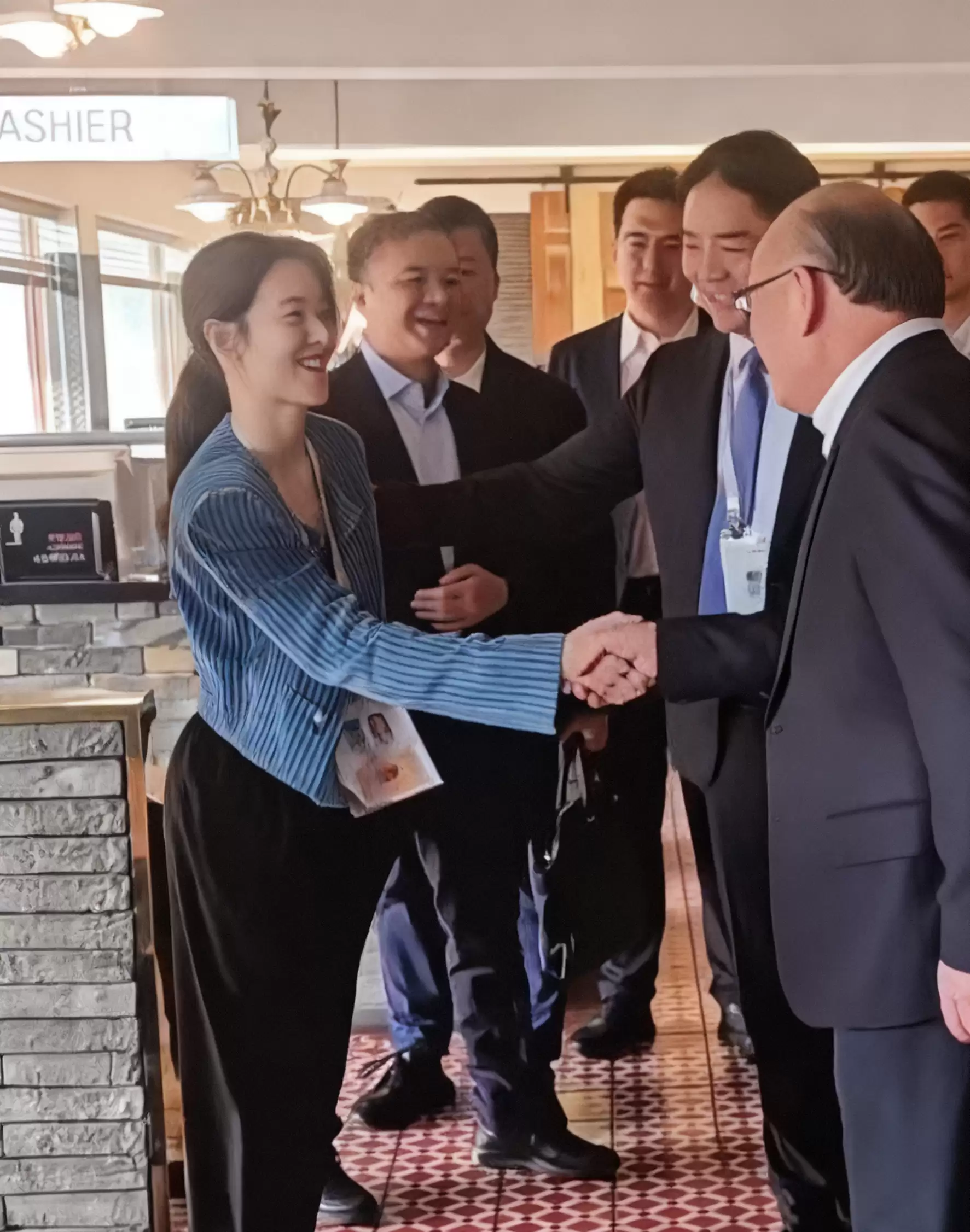 \ compressed_sfsfs.webp