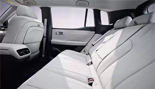 12.68万、一升油发3.73度电！广汽埃安首款增程车i60预售